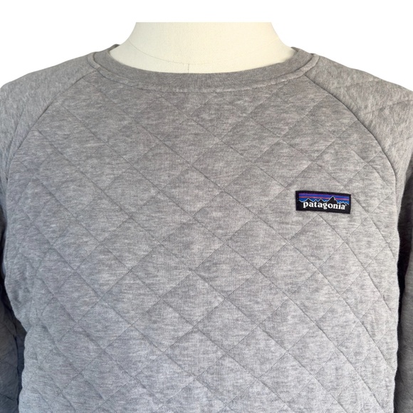 Patagonia | Organic Cotton Quilt Crew | Light Grey | Fits like S or fitted M - Picture 6 of 13